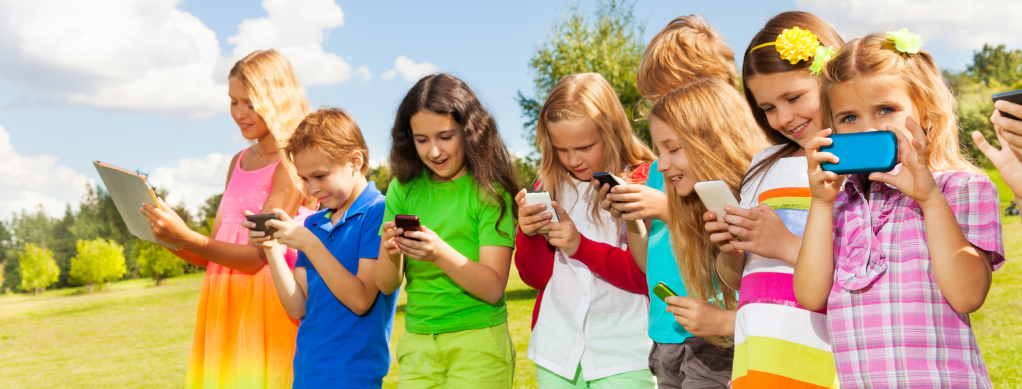 孩子該有網路社交嗎？